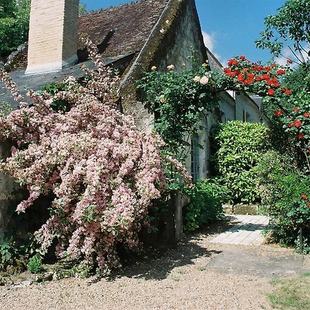Le Pavillon De Vallet Bed and Breakfast Athée-sur-Cher Exteriör bild