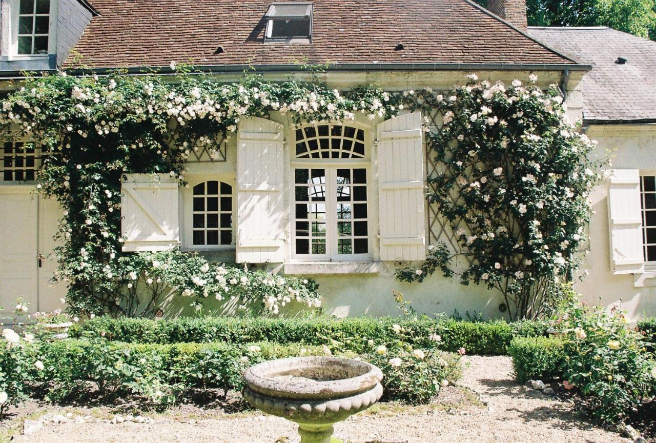 Le Pavillon De Vallet Bed and Breakfast Athée-sur-Cher Exteriör bild